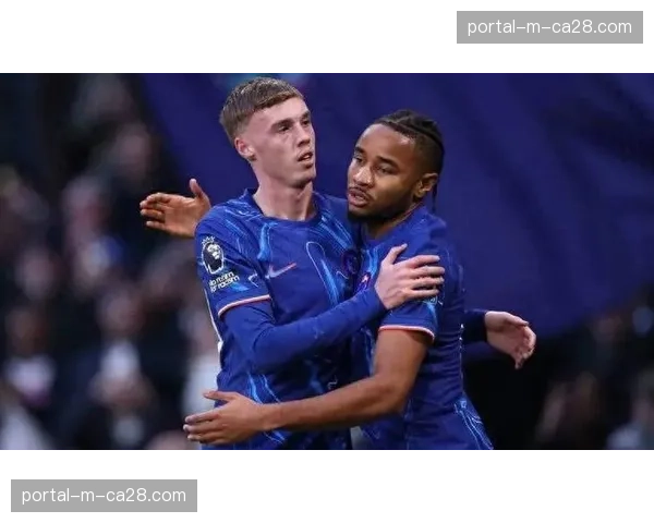 官方:帕尔默恢复完整合练,有望在周末对阵阿森纳的比赛中复出 官方:帕尔默恢复完整合练,有望在周末对阵阿森纳的比赛中复出