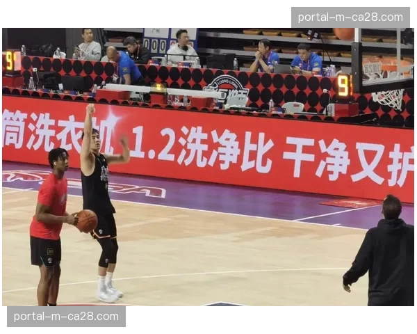 【CBA节奏强度研究·赛事筹办·政策“联赛委员会讨论引入‘季后赛挑战暂停’规则的可能性，已进入调研阶段”